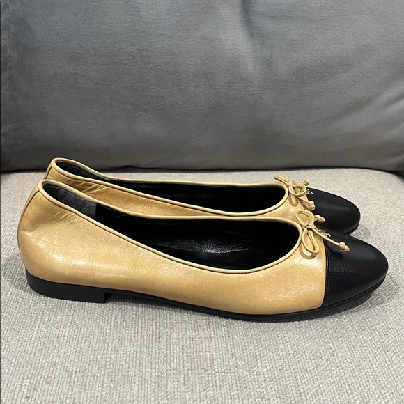 NEW Tory Burch Cap Toe Ballet Flats Size 8 - Picture 4 of 8